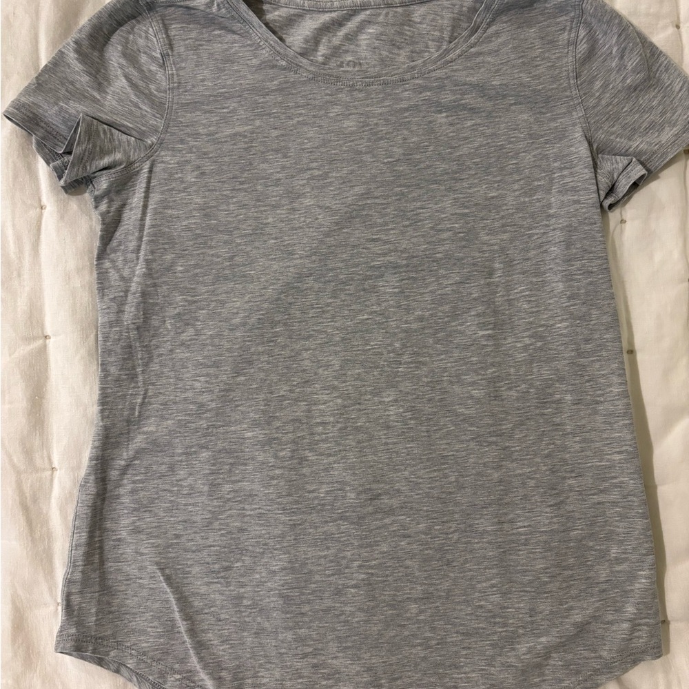 Lululemon Gray T-Shirt